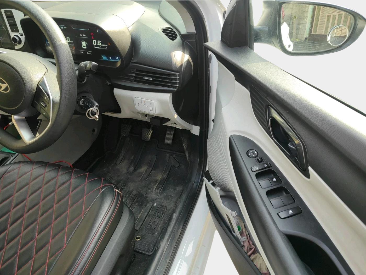 2024 Hyundai NEW I20 MAGNA 1.2 MT, Petrol, Manual, 7,632 km, interior