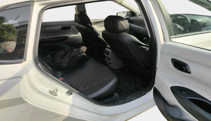 2024 Hyundai NEW I20 MAGNA 1.2 MT, Petrol, Manual, 7,632 km, interior