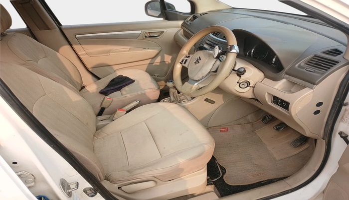2016 Maruti Ertiga VXI CNG, Petrol, Manual, 3,31,898 km, interior