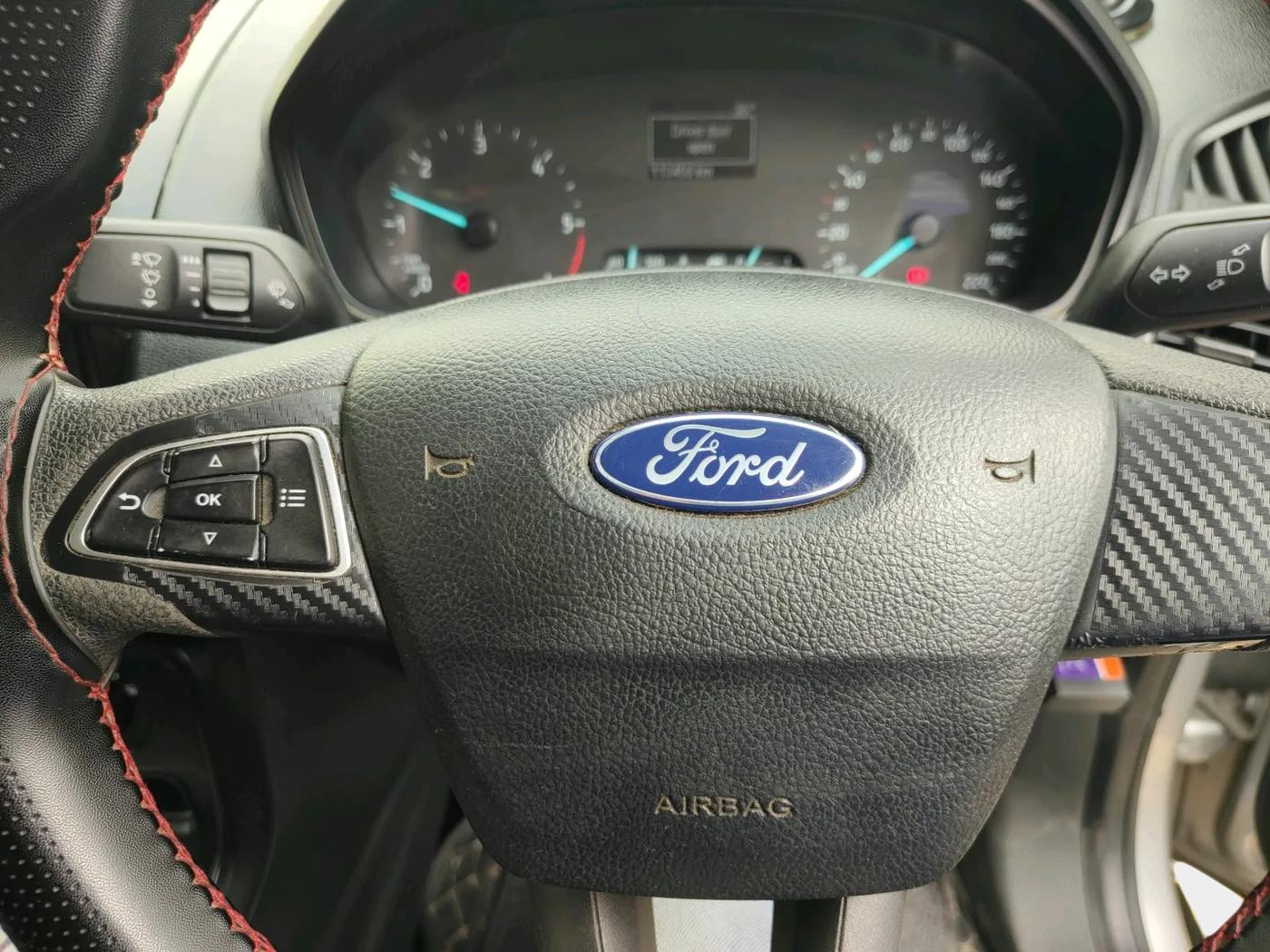 2019 Ford Ecosport AMBIENTE 1.5L DIESEL, Diesel, Manual, 1,13,458 km, interior