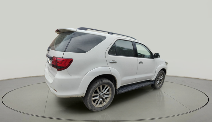 2012 Toyota Fortuner 3.0 4X4 MT, Diesel, Manual, 1,62,316 km, exterior