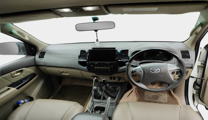 2012 Toyota Fortuner 3.0 4X4 MT, Diesel, Manual, 1,62,316 km, interior