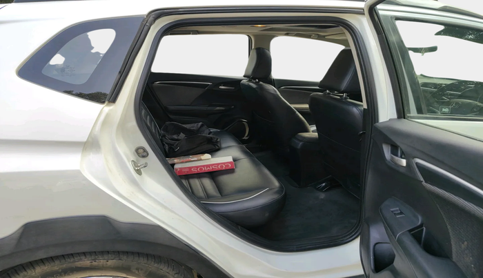 2017 Honda WR-V 1.5L I-DTEC VX MT, Diesel, Manual, 1,61,525 km, interior