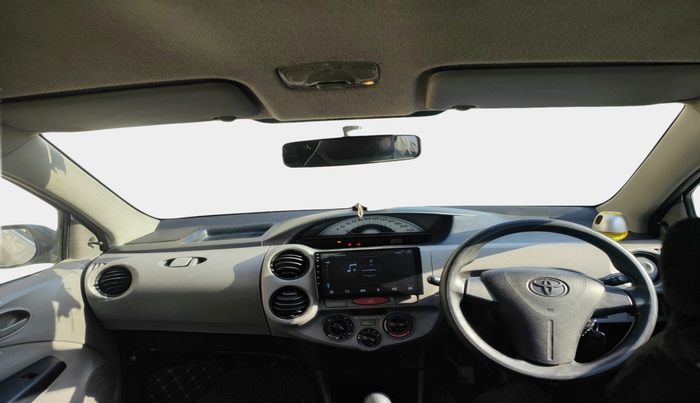 2011 Toyota Etios Liva GD, Diesel, Manual, 2,03,566 km, interior