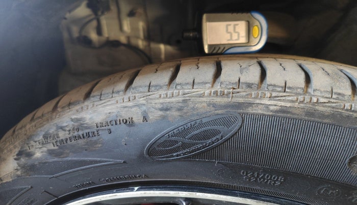 2011 Toyota Etios Liva GD, Diesel, Manual, 2,03,566 km, tyre