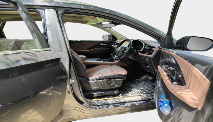2023 MG HECTOR PLUS SAVVY PRO 1.5 TURBO CVT 6 STR, Petrol, Automatic, 31,482 km, interior