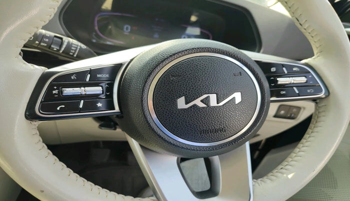 2022 KIA CARENS PRESTIGE PLUS 1.4 PETROL 7 STR, Petrol, Manual, 58,876 km, interior