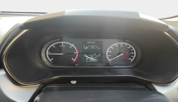 2021 Tata Harrier XT PLUS 2.0L KRYOTEC DARK EDITON, Diesel, Manual, 36,890 km, interior