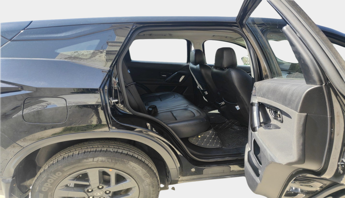 2021 Tata Harrier XT PLUS 2.0L KRYOTEC DARK EDITON, Diesel, Manual, 36,890 km, interior
