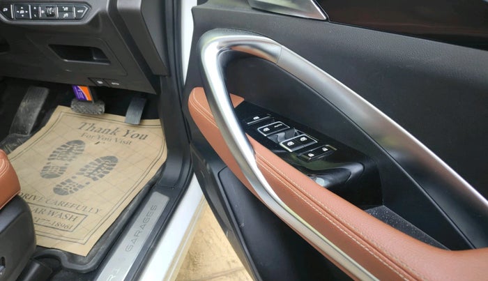 2020 MG HECTOR PLUS SHARP 1.5 PETROL TURBO DCT 6-STR, Petrol, Automatic, 10,676 km, interior