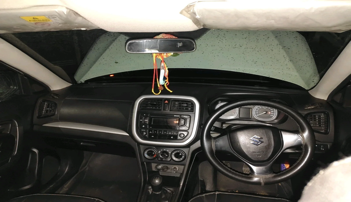 2021 Maruti Vitara Brezza LXI, Petrol, Manual, 31,486 km, interior