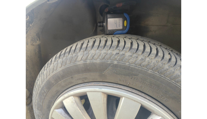 2014 Maruti Alto K10 VXI, Petrol, Manual, 79,320 km, tyre