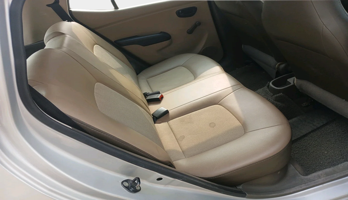 2013 Hyundai i10 ERA 1.1, Petrol, Manual, 69,194 km, interior