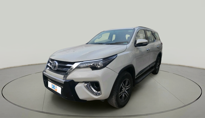 2017 Toyota Fortuner 2.8 4X2 AT, Diesel, Automatic, 95,220 km, exterior