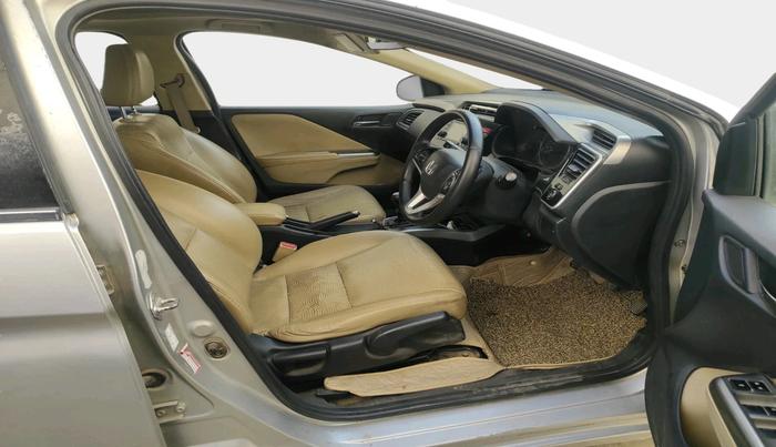 2015 Honda City 1.5L I-DTEC VX, Diesel, Manual, 82,828 km, interior