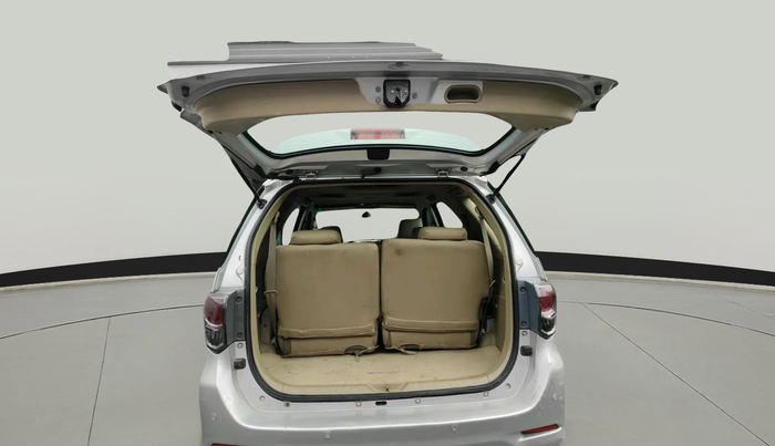 2012 Toyota Fortuner 3.0 4X2 AT, Diesel, Automatic, 1,41,784 km, exterior