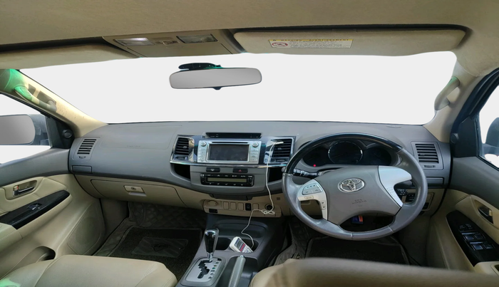 2012 Toyota Fortuner 3.0 4X2 AT, Diesel, Automatic, 1,41,784 km, interior