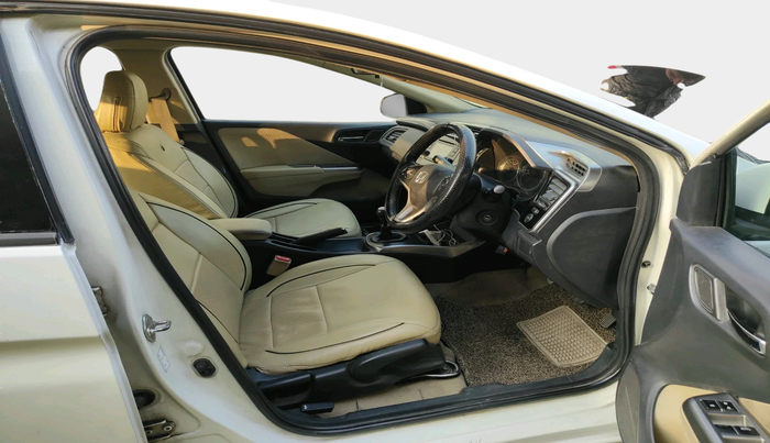 2014 Honda City 1.5L I-VTEC V MT, Petrol, Manual, 1,38,630 km, interior