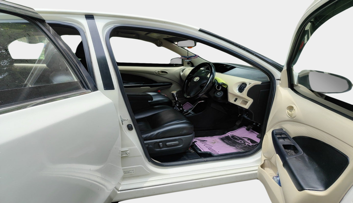 2016 Toyota Etios GD, Diesel, Manual, 4,37,219 km, interior