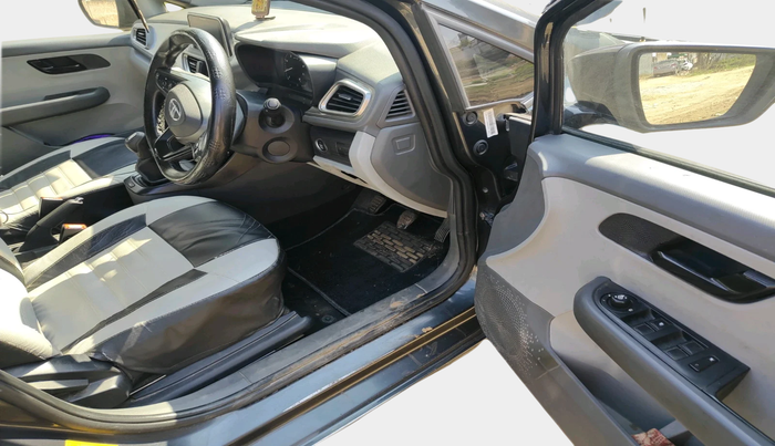 2021 Tata ALTROZ XT DIESEL, Diesel, Manual, 59,443 km, interior