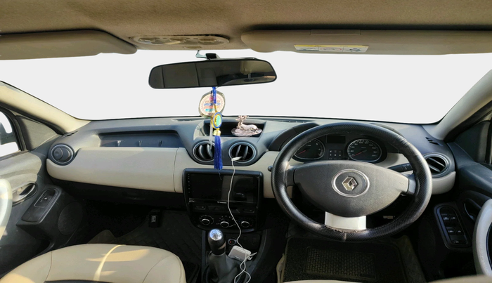 2013 Renault Duster 85 PS RXE DIESEL, Diesel, Manual, 1,04,143 km, interior