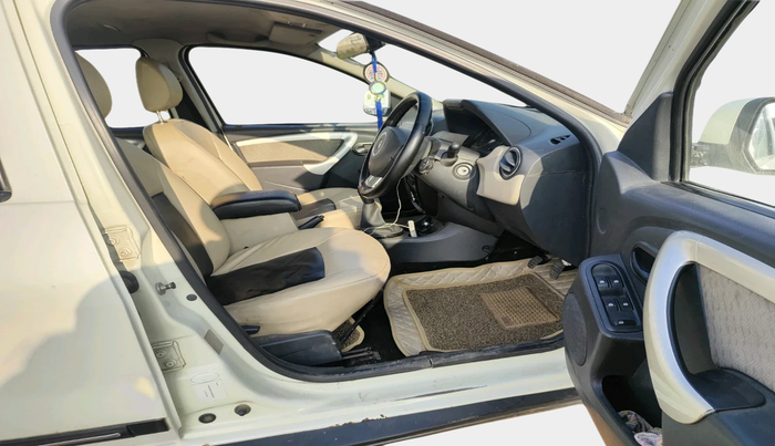 2013 Renault Duster 85 PS RXE DIESEL, Diesel, Manual, 1,04,143 km, interior
