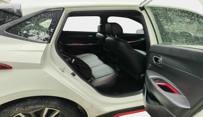 2021 Hyundai NEW I20 N LINE N8 1.0 TURBO GDI IMT DUAL TONE, Petrol, Manual, 32,570 km, interior