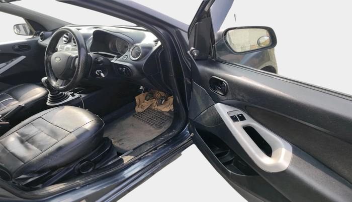 2011 Ford Figo ZXI 1.4 DIESEL, Diesel, Manual, 1,49,672 km, interior