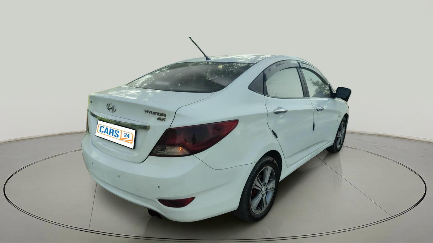 2013 Hyundai Verna FLUIDIC 1.6 CRDI SX, Diesel, Manual, 91,700 km, exterior