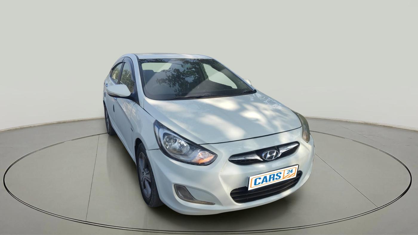 2013 Hyundai Verna FLUIDIC 1.6 CRDI SX, Diesel, Manual, 91,700 km, exterior