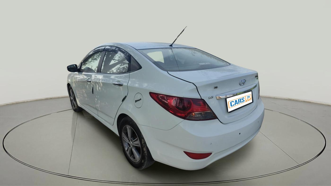 2013 Hyundai Verna FLUIDIC 1.6 CRDI SX, Diesel, Manual, 91,700 km, exterior
