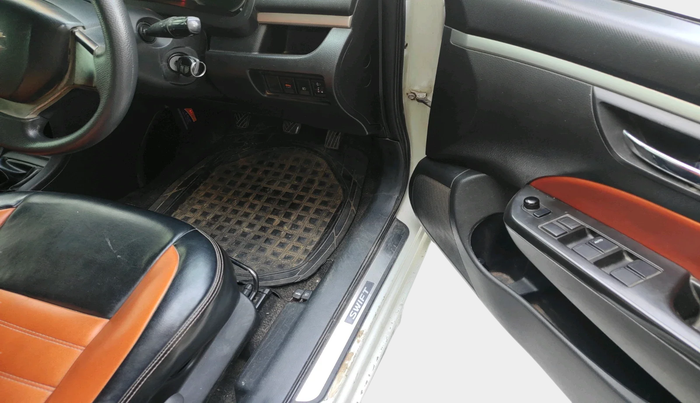 2015 Maruti Swift VDI, Diesel, Manual, 95,183 km, interior
