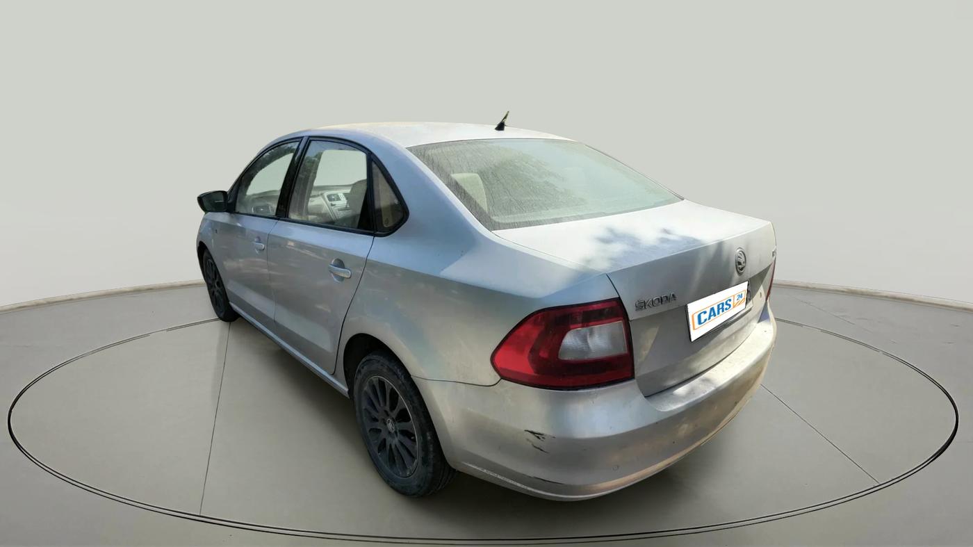 2015 Skoda Rapid 1.5 TDI CR ELEGANCE AT, Diesel, Automatic, 92,367 km, exterior