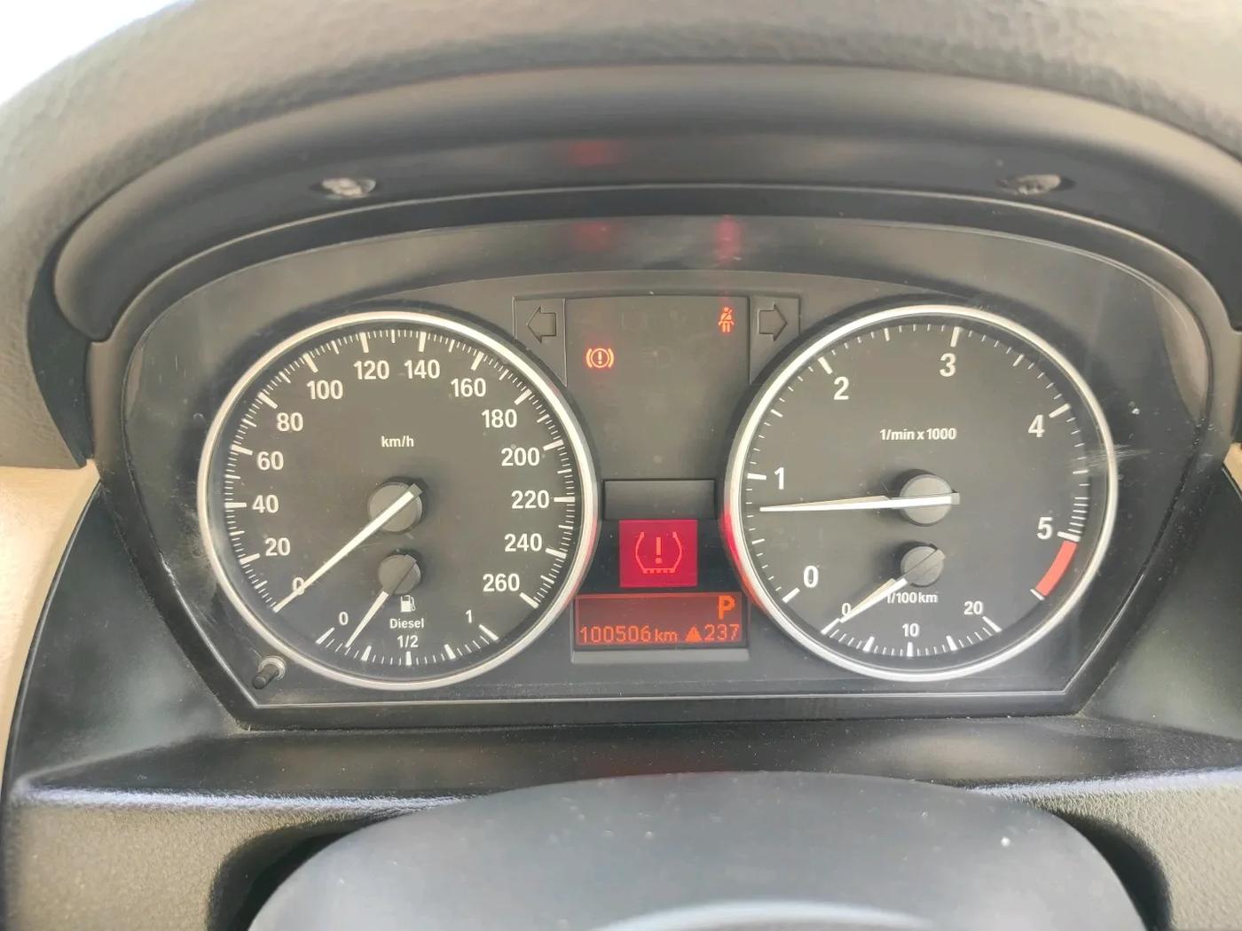 2012 BMW X1 sDrive20d, Diesel, Automatic, 1,00,507 km, interior