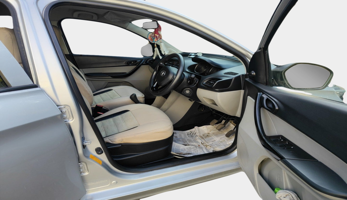 2018 Tata Tiago XM PETROL, Petrol, Manual, 35,390 km, interior