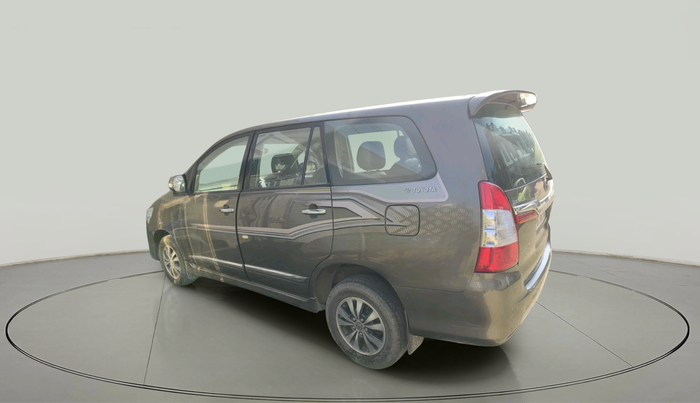 2015 Toyota Innova 2.5 ZX 7 STR, Diesel, Manual, 1,53,350 km, exterior