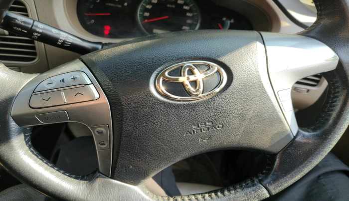 2015 Toyota Innova 2.5 ZX 7 STR, Diesel, Manual, 1,53,350 km, interior