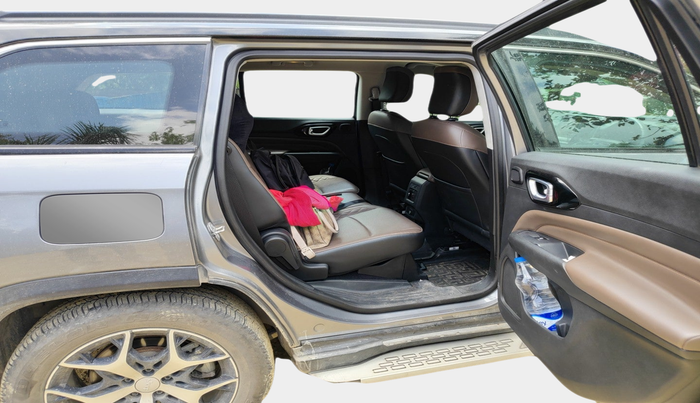 2023 Jeep MERIDIAN LIMITED (O) 4X2 MT, Diesel, Manual, 48,456 km, interior