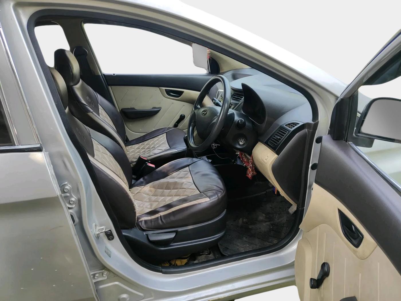 2016 Hyundai Eon D-LITE+, Petrol, Manual, 74,677 km, interior