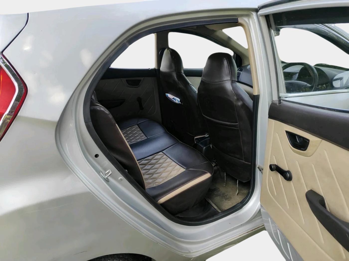 2016 Hyundai Eon D-LITE+, Petrol, Manual, 74,677 km, interior