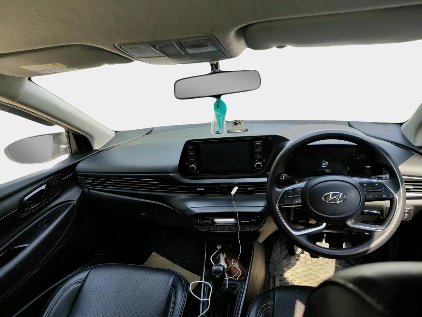 2022 Hyundai NEW I20 SPORTZ 1.2 MT, Petrol, Manual, 64,056 km, interior
