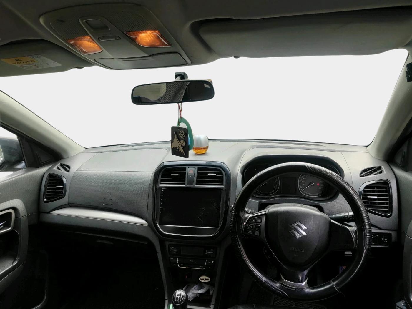 2016 Maruti Vitara Brezza ZDI, Diesel, Manual, 1,59,298 km, interior