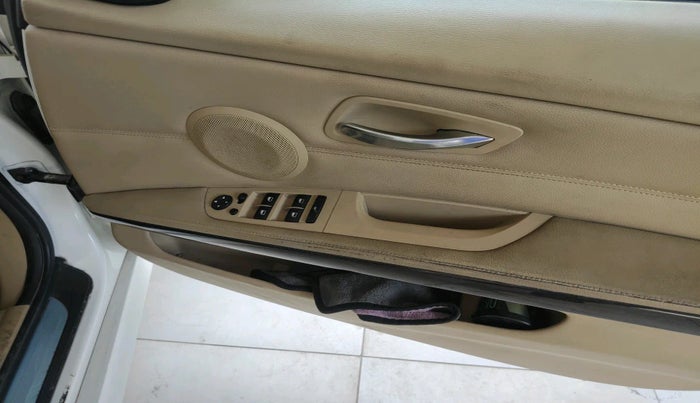 2012 BMW 3 Series 320d, Diesel, Automatic, 1,09,277 km, interior