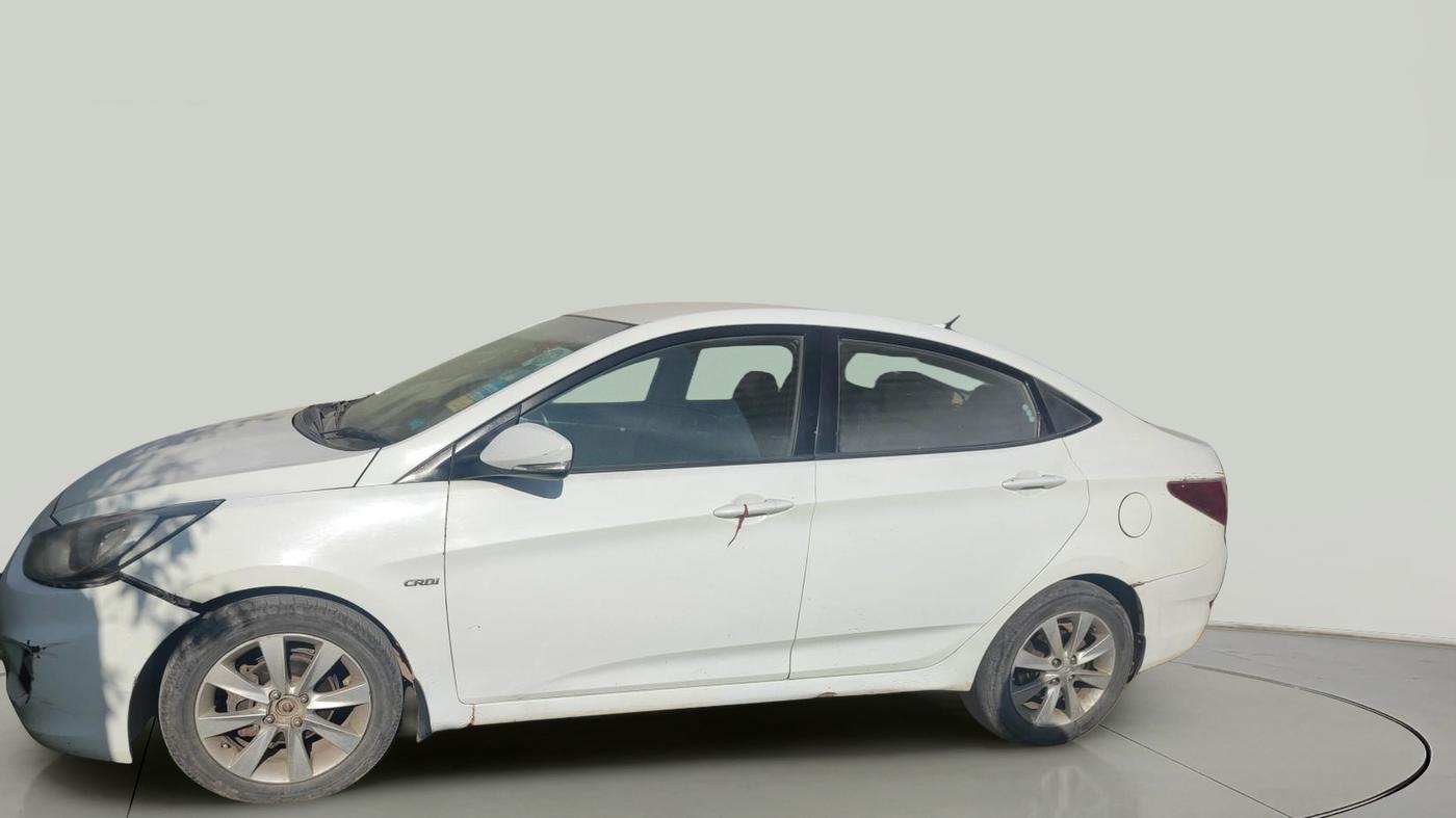 2012 Hyundai Verna FLUIDIC 1.6 CRDI SX, Diesel, Manual, 1,02,024 km, exterior