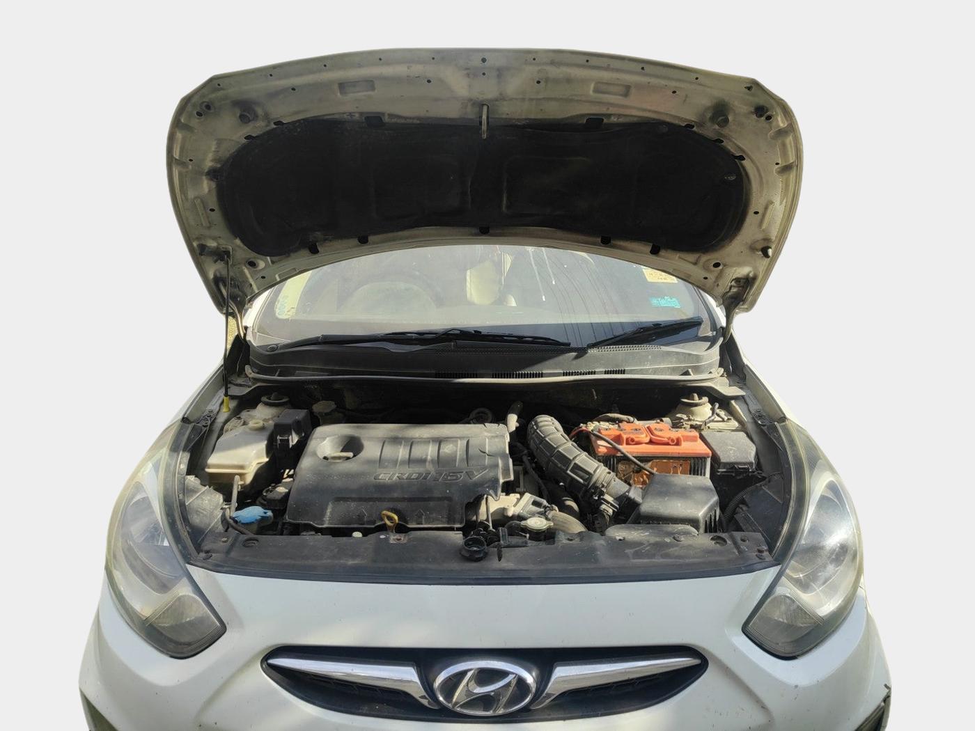 2012 Hyundai Verna FLUIDIC 1.6 CRDI SX, Diesel, Manual, 1,02,024 km, exterior