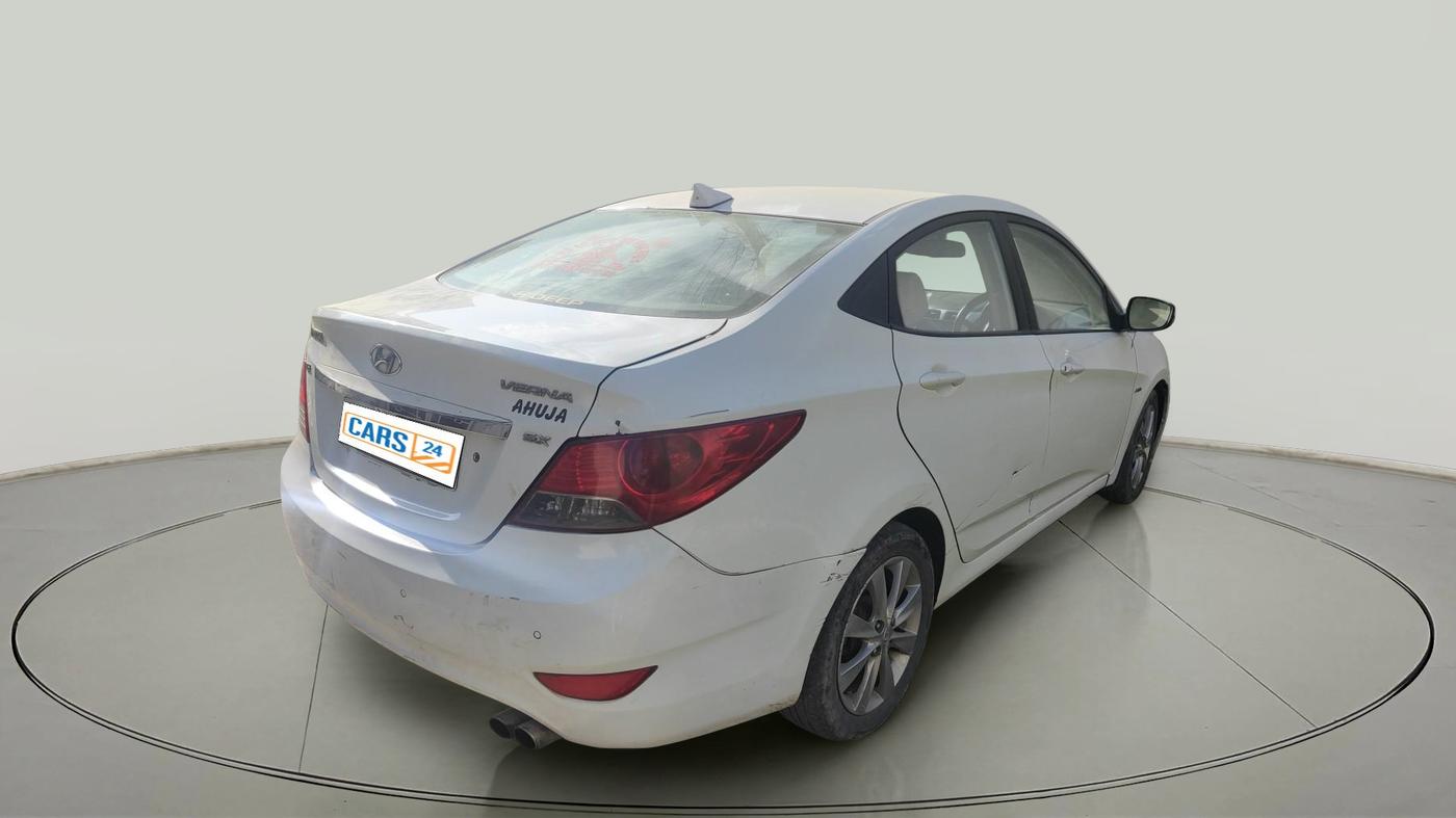 2012 Hyundai Verna FLUIDIC 1.6 CRDI SX, Diesel, Manual, 1,02,024 km, exterior