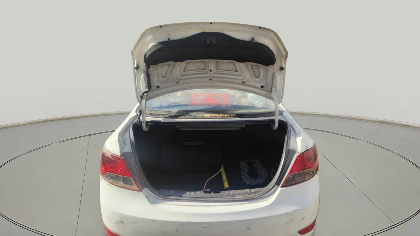 2012 Hyundai Verna FLUIDIC 1.6 CRDI SX, Diesel, Manual, 1,02,024 km, exterior
