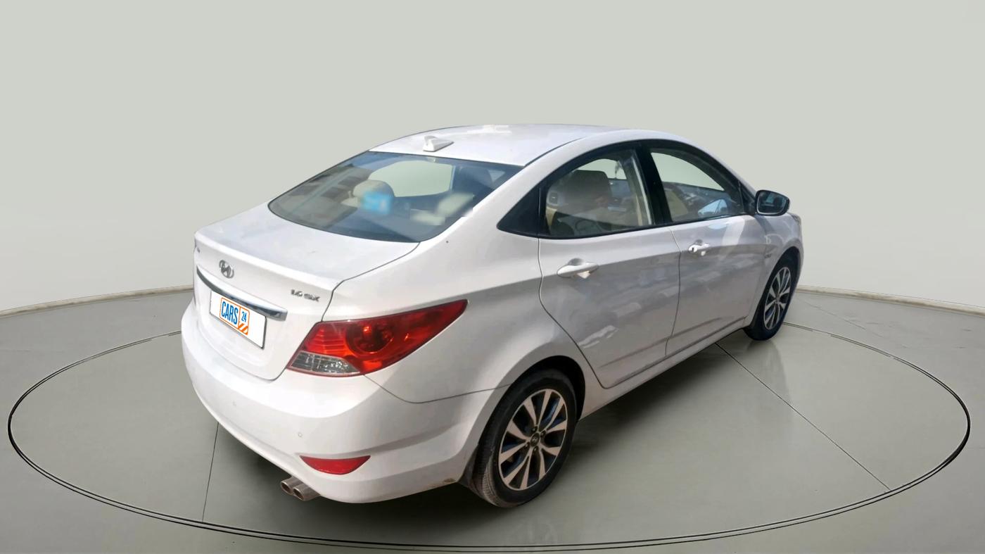 2014 Hyundai Verna FLUIDIC 1.6 VTVT SX, Petrol, Manual, 52,285 km, exterior