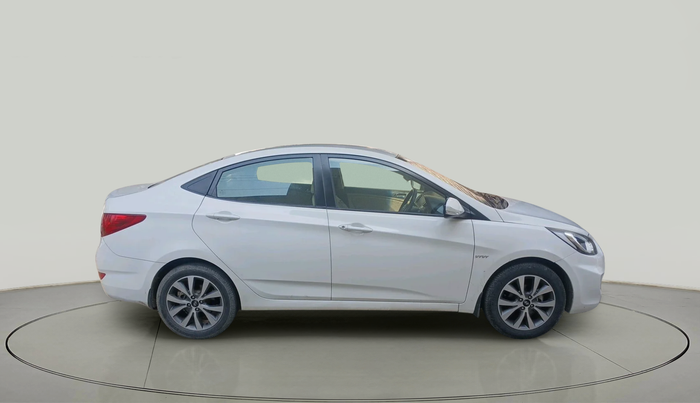 2014 Hyundai Verna FLUIDIC 1.6 VTVT SX, Petrol, Manual, 52,285 km, exterior