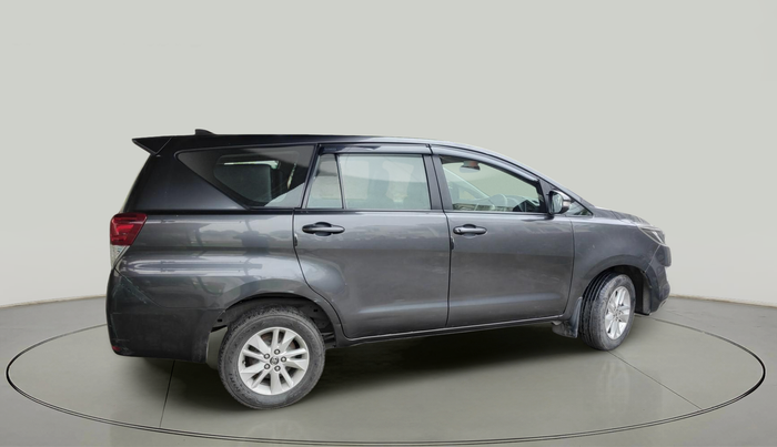 2017 Toyota Innova Crysta 2.4 G 7 STR, Diesel, Manual, 1,08,515 km, exterior